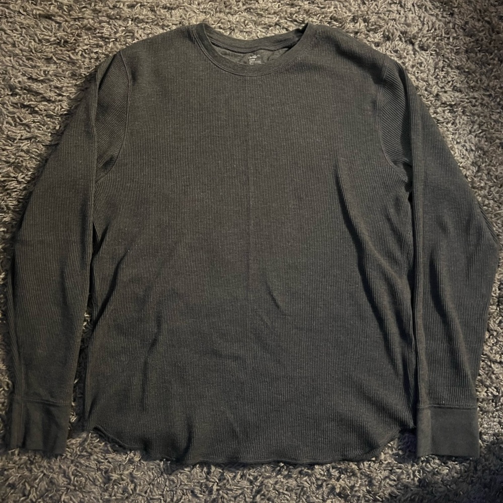 Gap thermal shirt
